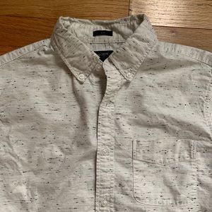 J Crew men’s M white neppy button down shirt EUC